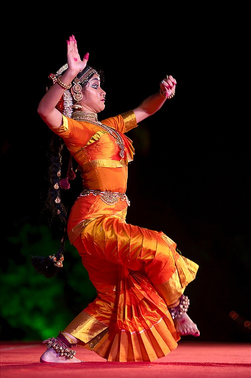 Souraja Tagore (Mamallapuram Dance Festival 2012 - Bharatanatyam)